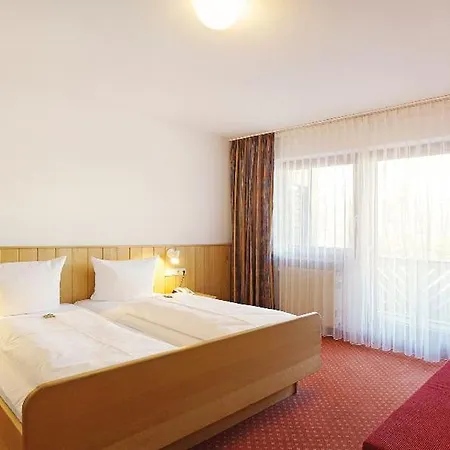 Appartementhaus Josef アパートホテル